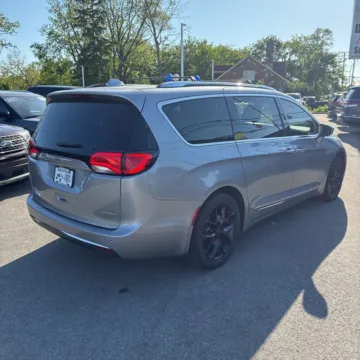 Another view of 2020 Chrysler Pacifica Limited for sale in Westfield, IN at Indy Auto Man - Westfield