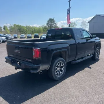 Another view of 2018 GMC Sierra 1500 SLT for sale in Westfield, IN at Indy Auto Man - Westfield