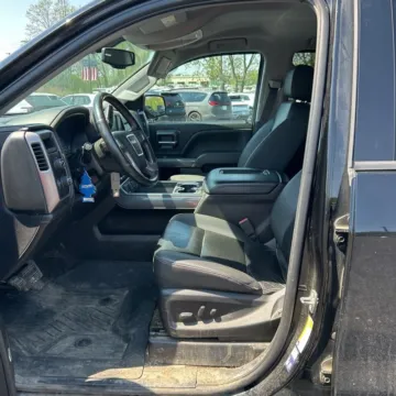 More photos of 2018 GMC Sierra 1500 SLT at Indy Auto Man - Westfield, IN