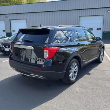 Another view of 2021 Ford Explorer XLT for sale in Westfield, IN at Indy Auto Man - Westfield
