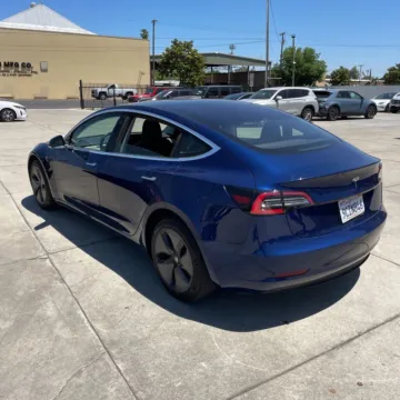 More photos of 2018 Tesla Model 3 Long Range at Indy Auto Man - Westfield, IN