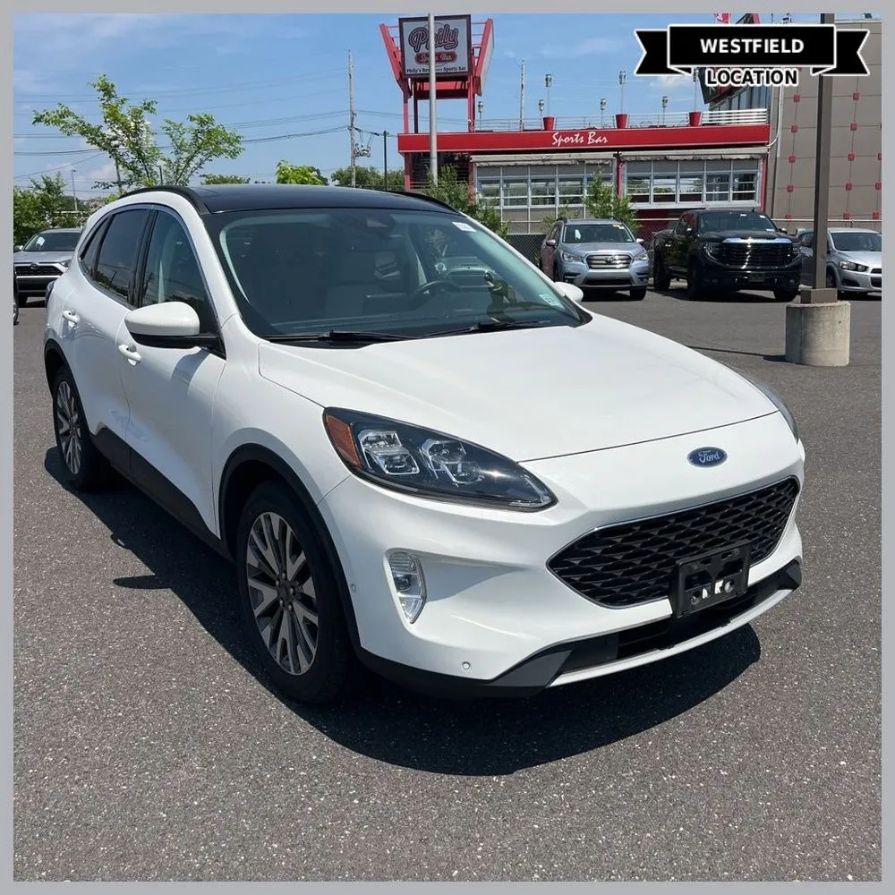 White 2021 Ford Escape Hybrid Titanium for sale in Westfield, IN