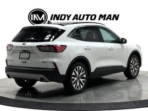 More photos of 2021 Ford Escape Hybrid Titanium at Indy Auto Man - Westfield, IN