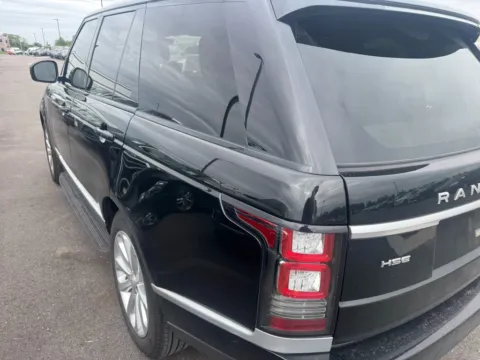 More photos of 2017 Land Rover Range Rover 3.0L V6 Supercharged HSE at Indy Auto Man - Westfield, IN