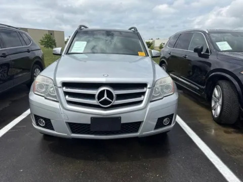 Photos of 2012 Mercedes-Benz GLK 350 4MATIC for sale in Westfield, IN at Indy Auto Man - Westfield