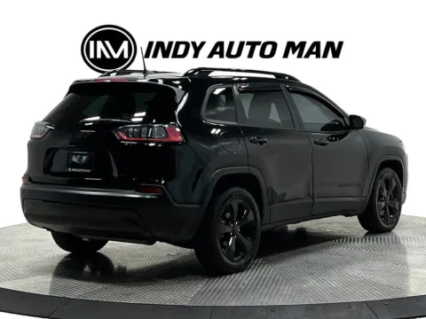 More photos of 2019 Jeep Cherokee Latitude Plus at Indy Auto Man - Westfield, IN