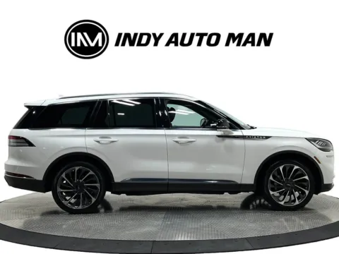 Another view of 2020 Lincoln Aviator Reserve Premium for sale in Westfield, IN at Indy Auto Man - Westfield