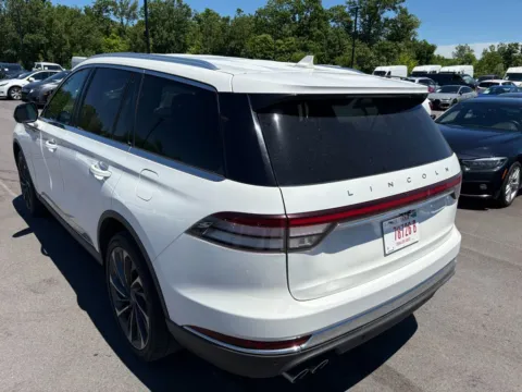 More photos of 2020 Lincoln Aviator Reserve at Indy Auto Man - Westfield, IN