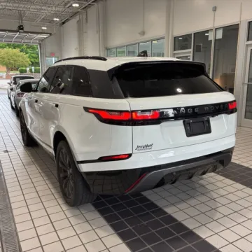 More photos of 2018 Land Rover Range Rover Velar SE R-Dynamic at Indy Auto Man - Westfield, IN
