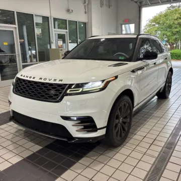 Photos of 2018 Land Rover Range Rover Velar SE R-Dynamic for sale in Westfield, IN at Indy Auto Man - Westfield