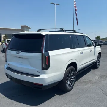 More photos of 2021 Cadillac Escalade ESV Sport at Indy Auto Man - Westfield, IN