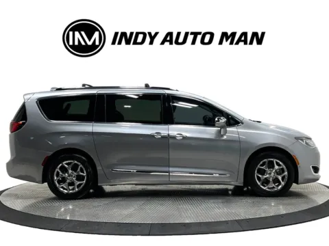 Another view of 2017 Chrysler Pacifica Limited for sale in Westfield, IN at Indy Auto Man - Westfield