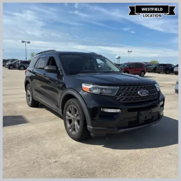 Black 2021 Ford Explorer XLT for sale in Westfield, IN