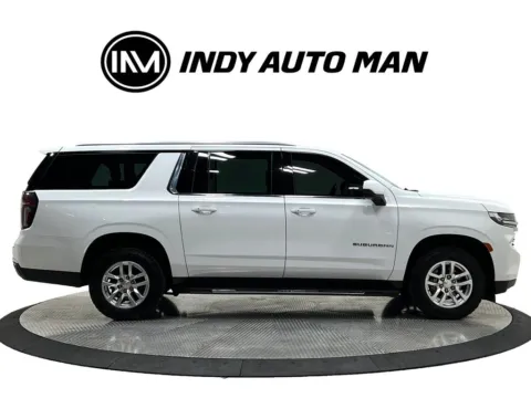 Another view of 2022 Chevrolet Suburban LT for sale in Westfield, IN at Indy Auto Man - Westfield