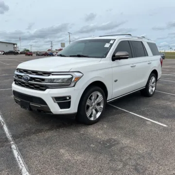 Photos of 2022 Ford Expedition King Ranch for sale in Westfield, IN at Indy Auto Man - Westfield