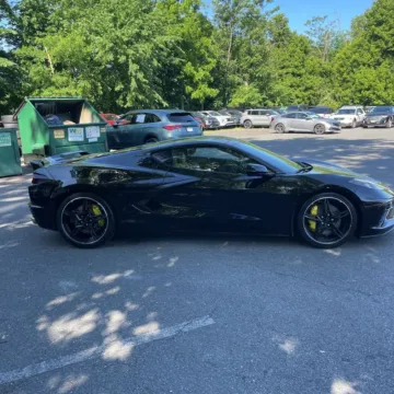 More photos of 2020 Chevrolet Corvette Stingray 3LT at Indy Auto Man - Westfield, IN