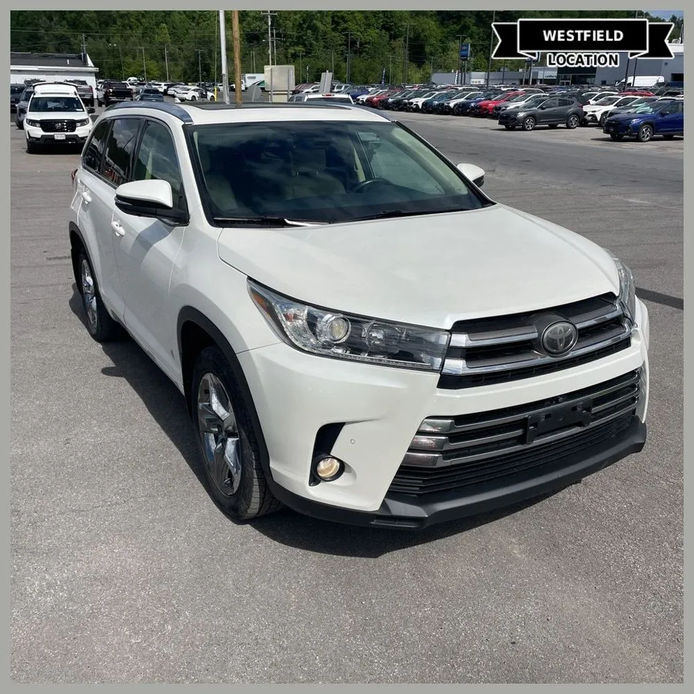 White 2018 Toyota Highlander Limited Platinum for sale in Westfield, IN