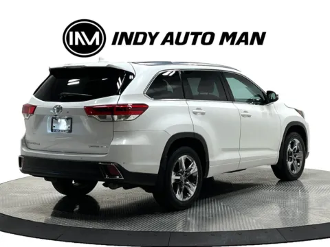 More photos of 2018 Toyota Highlander Limited Platinum at Indy Auto Man - Westfield, IN