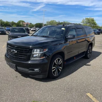 Photos of 2019 Chevrolet Suburban Premier for sale in Westfield, IN at Indy Auto Man - Westfield