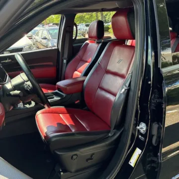 More photos of 2021 Dodge Durango R/T at Indy Auto Man - Westfield, IN
