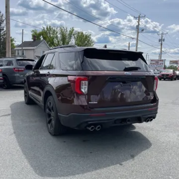 More photos of 2020 Ford Explorer ST at Indy Auto Man - Westfield, IN