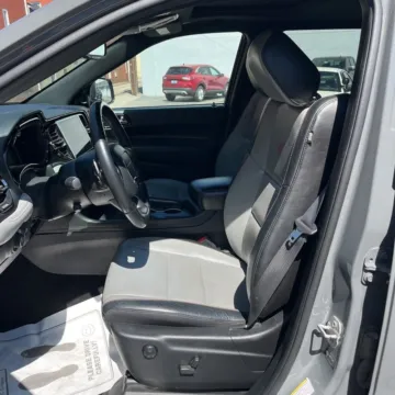 More photos of 2021 Dodge Durango R/T at Indy Auto Man - Westfield, IN