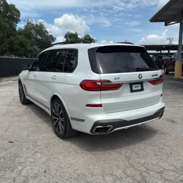 More photos of 2020 BMW X7 M50i at Indy Auto Man - Westfield, IN