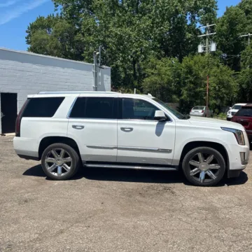 Another view of 2017 Cadillac Escalade Luxury for sale in Westfield, IN at Indy Auto Man - Westfield