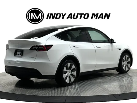 More photos of 2021 Tesla Model Y Long Range at Indy Auto Man - Westfield, IN