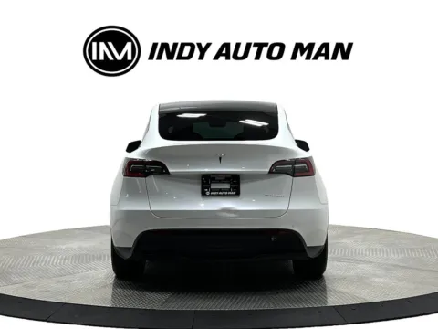More photos of 2021 Tesla Model Y Long Range at Indy Auto Man - Westfield, IN