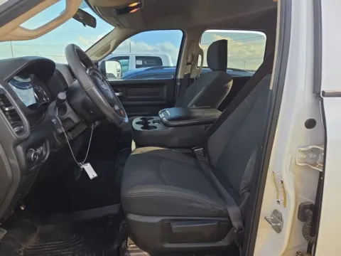 More photos of 2019 Ram 2500 Tradesman at Indy Auto Man - Westfield, IN