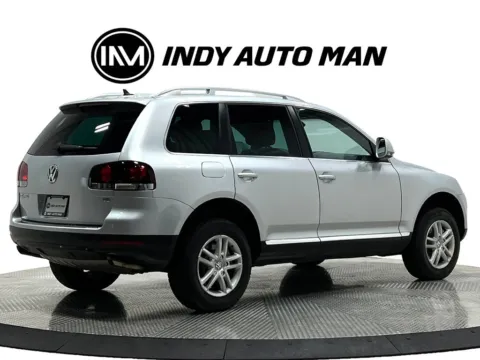 More photos of 2008 Volkswagen Touareg 2 VR6 FSI at Indy Auto Man - Westfield, IN