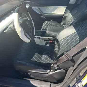 More photos of 2019 Tesla Model 3 Standard Range Plus at Indy Auto Man - Westfield, IN