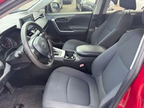 More photos of 2019 Toyota RAV4 LE at Indy Auto Man - Westfield, IN
