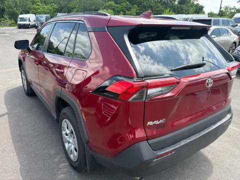 More photos of 2019 Toyota RAV4 LE at Indy Auto Man - Westfield, IN