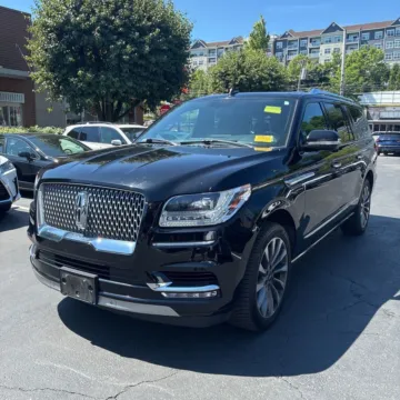Photos of 2018 Lincoln Navigator L Select for sale in Westfield, IN at Indy Auto Man - Westfield