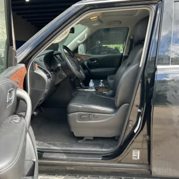 More photos of 2018 Nissan Armada Platinum at Indy Auto Man - Westfield, IN