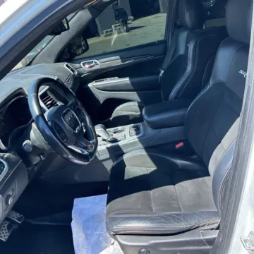 More photos of 2016 Jeep Grand Cherokee SRT at Indy Auto Man - Westfield, IN