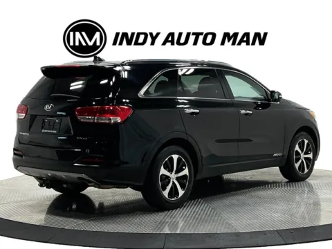 More photos of 2018 Kia Sorento EX at Indy Auto Man - Westfield, IN