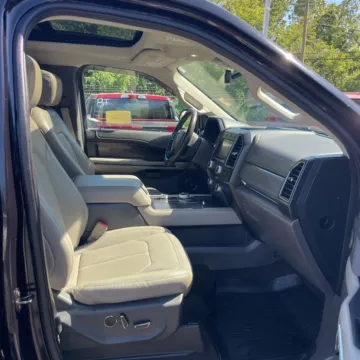 More photos of 2020 Ford Expedition Limited at Indy Auto Man - Westfield, IN