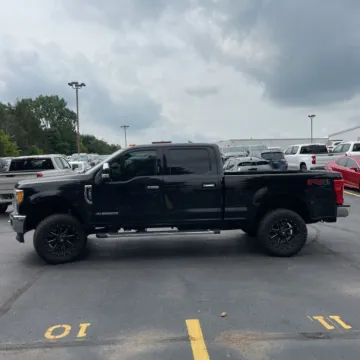 More photos of 2017 Ford F-250SD Lariat at Indy Auto Man - Westfield, IN