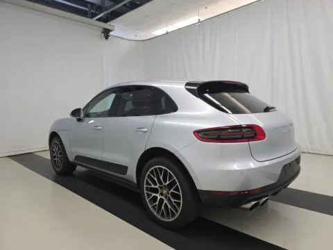 More photos of 2018 Porsche Macan S at Indy Auto Man - Westfield, IN