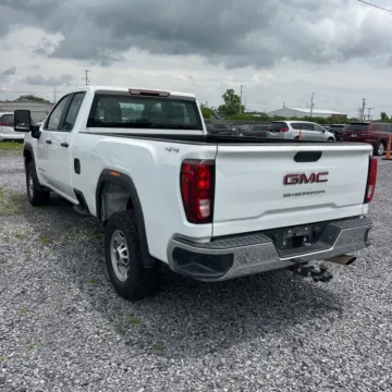 More photos of 2023 GMC Sierra 2500 HD Pro at Indy Auto Man - Westfield, IN