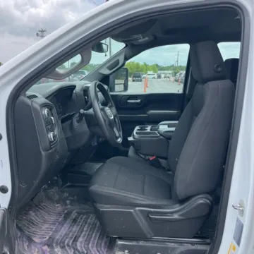 More photos of 2023 GMC Sierra 2500 HD Pro at Indy Auto Man - Westfield, IN