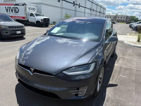 Photos of 2018 Tesla Model X 100D for sale in Westfield, IN at Indy Auto Man - Westfield