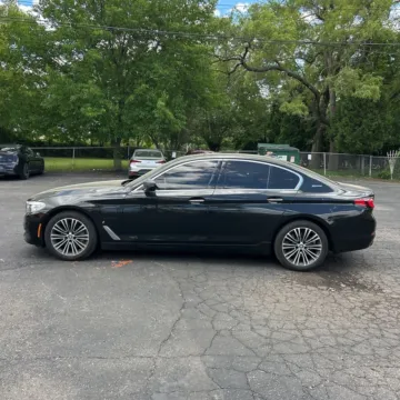 More photos of 2018 BMW 5 Series 530e xDrive iPerformance at Indy Auto Man - Westfield, IN