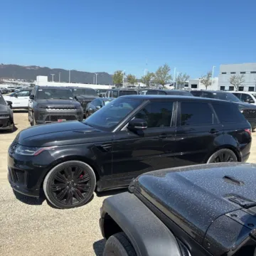 More photos of 2020 Land Rover Range Rover Sport HSE Dynamic at Indy Auto Man - Westfield, IN