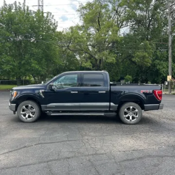 More photos of 2021 Ford F-150 XLT at Indy Auto Man - Westfield, IN