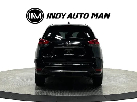 More photos of 2018 Nissan Rogue SL at Indy Auto Man - Westfield, IN