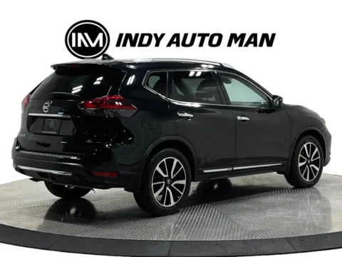 More photos of 2018 Nissan Rogue SL at Indy Auto Man - Westfield, IN